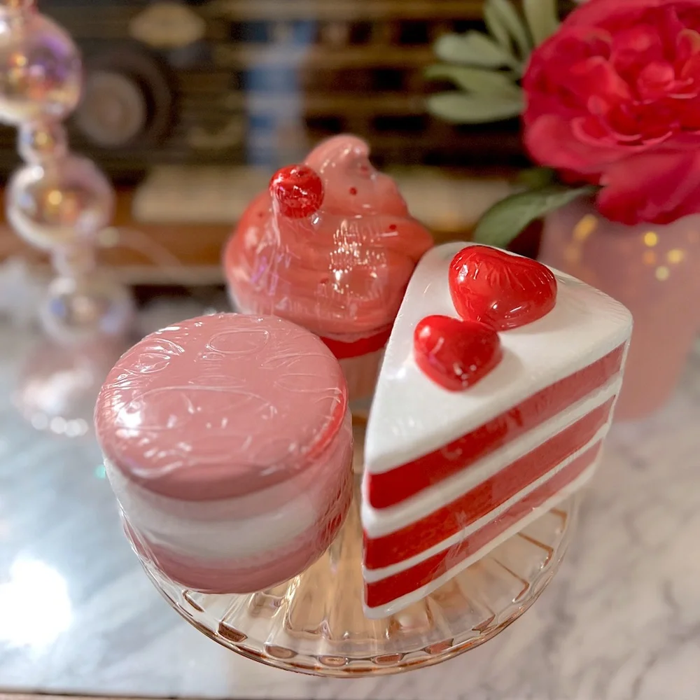 ✨NEW🩷Target Bullseye Playground 2024 Valentines Day Trinket Dessert Set🍰